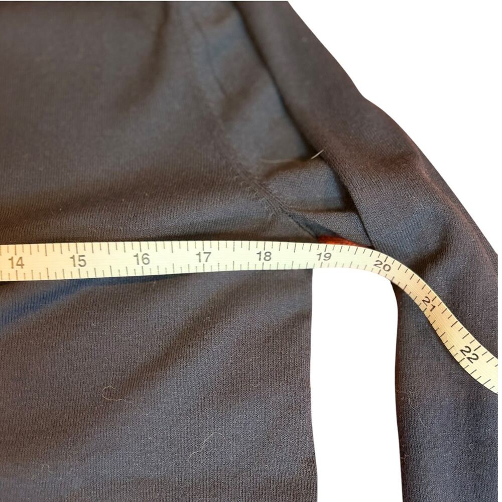 Tiffany & Co. Wardrobe V-Neck Button Cardigan Sweater MEDIUM Satin Back Navy - Picture 4 of 8